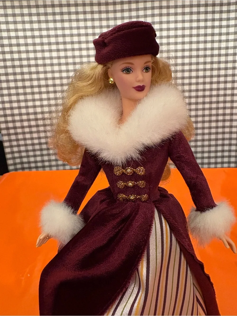 Mattel Barbie Victorian Ice Skater Special Edition Doll 2000 11.5in w/ Box